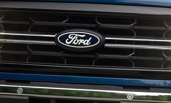 Neues Ford Logo